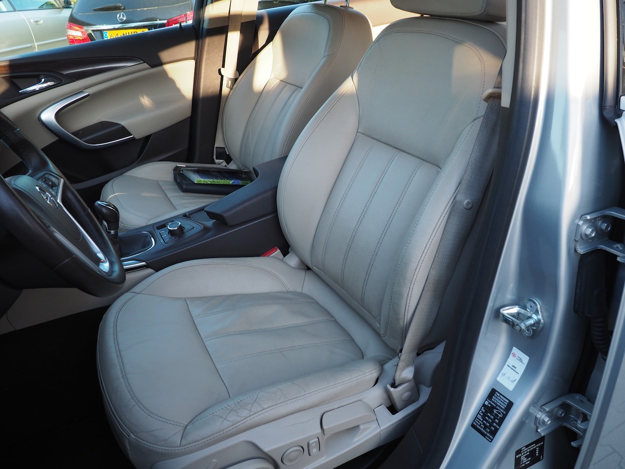 Opel Insignia - 1.6 Turbo Cosmo LUXE! LEDER TREKH. NAVI