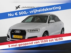 Audi Q3 - 2.0 TFSI quattro Design Pro Line Plus Trekhaak Panoramadak Keyless Camera Stoelverwarming