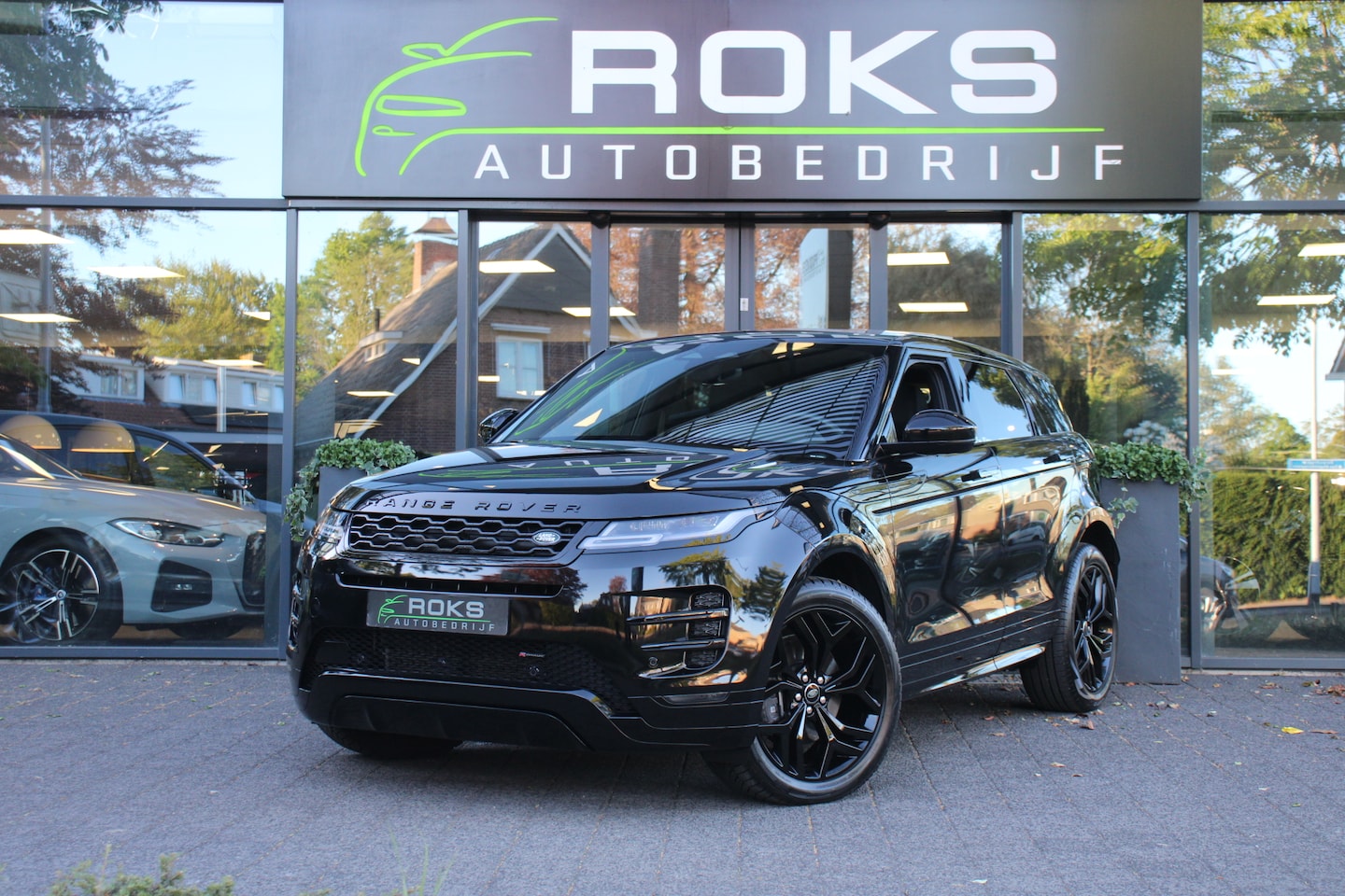 Land Rover Range Rover Evoque - 1.5 P300e AWD R-Dynamic SE Black Optic/Camera/Memory/Panoramadak/Meridian/Leder/20Inch - AutoWereld.nl