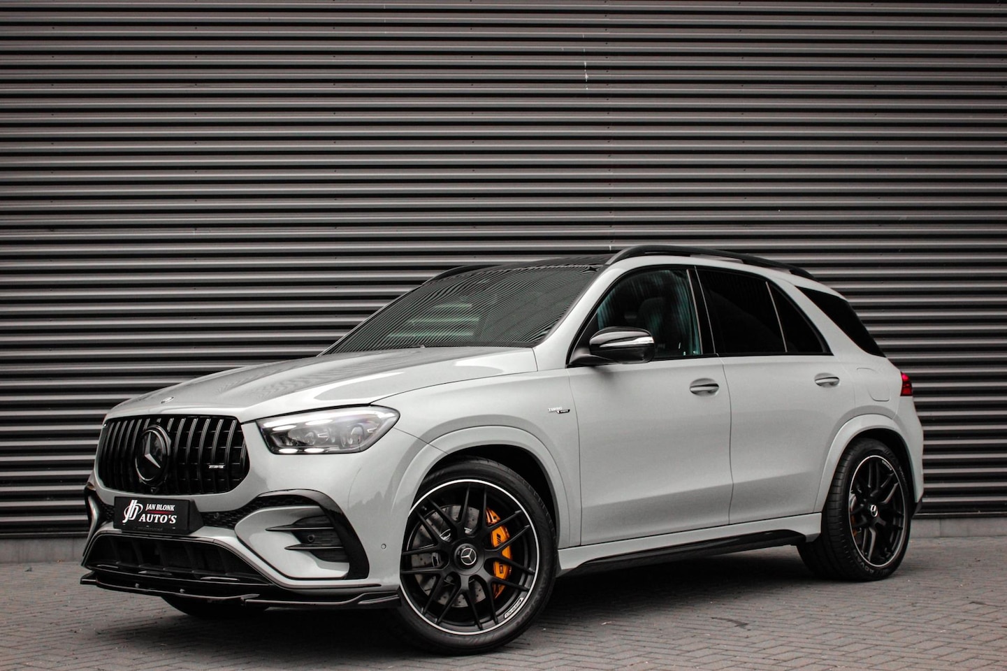 Mercedes-Benz AMG GLE - 53 Hybrid 4MATIC+ NIGHT EDITION / LUCHTVERING / TREKHAAK / BURMESTER / FULL / DEALER AUTO/ - AutoWereld.nl
