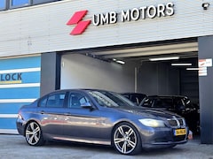 BMW 3-serie - 3-serie 320i Dynamic Executive