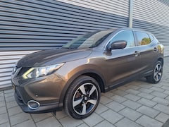 Nissan Qashqai - 1.2 Connect Edition, Navigatie, PDC, Trekhaak, Complete onderhoudshistorie