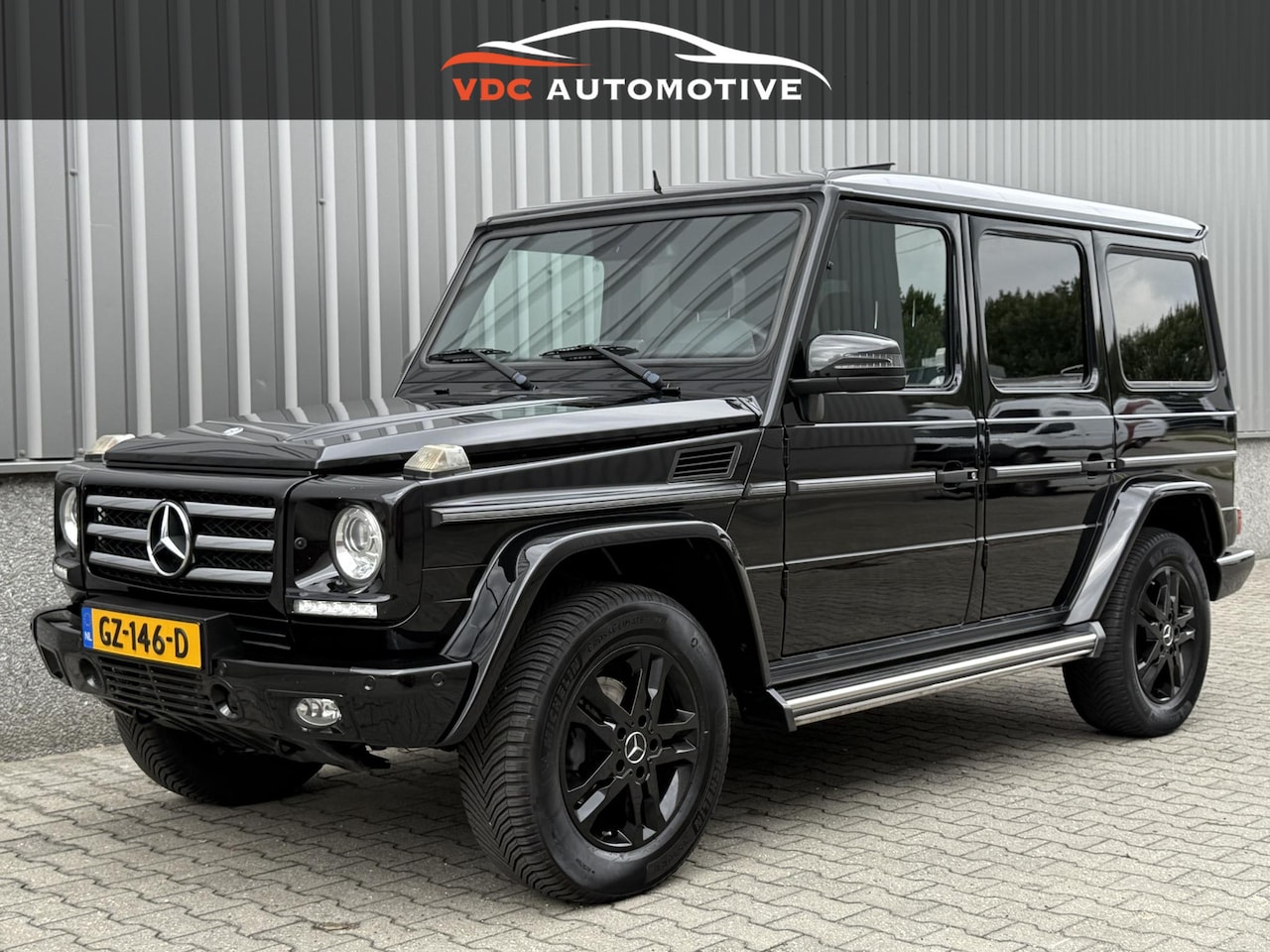 Mercedes-Benz G-klasse - 350 Bluetec Designo | Trekhaak | Distronic | HarmanKardon | LED | Camera | Sfeerverlichtin - AutoWereld.nl
