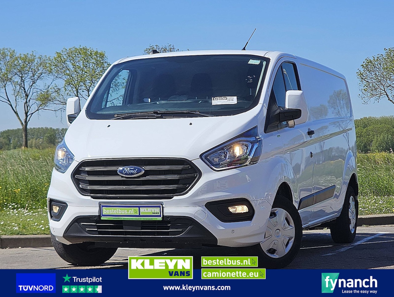 Ford Transit Custom - 2.0 L2H1 Airco Euro6 130 - AutoWereld.nl