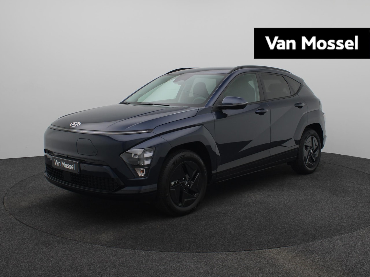 Hyundai Kona Electric - Long Range Pure Edition 64.8 kWh | Achteruitrijcamera | Adaptieve Cruise | Sensoren | Keyl - AutoWereld.nl
