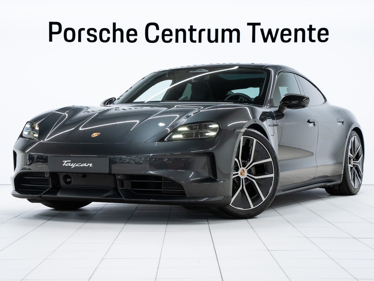Porsche Taycan - Black Edition - AutoWereld.nl