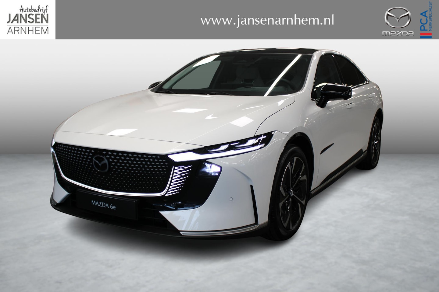 Mazda 6e - Takumi 68.8 kWh Takumi 68.8 kWh , Nieuwe Auto, 10 KM, Voorraadvoordeel €5.000,-, Private lease vanaf €475, - AutoWereld.nl