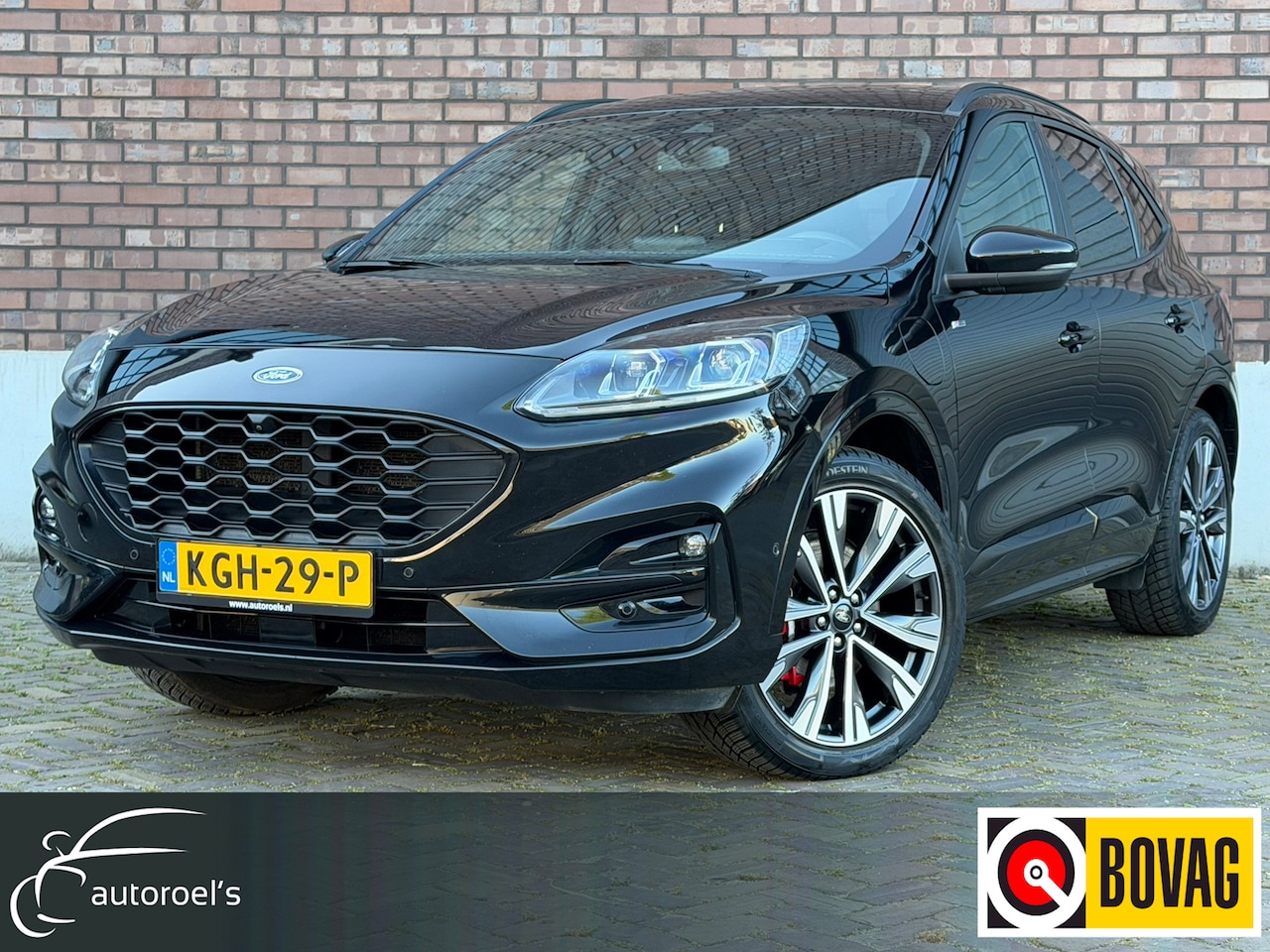 Ford Kuga - 2.5 PHEV ST-Line X / Trekhaak (Elek) / Panoramadak / Camera / Adaptive-Cruise / Winter-Pak - AutoWereld.nl