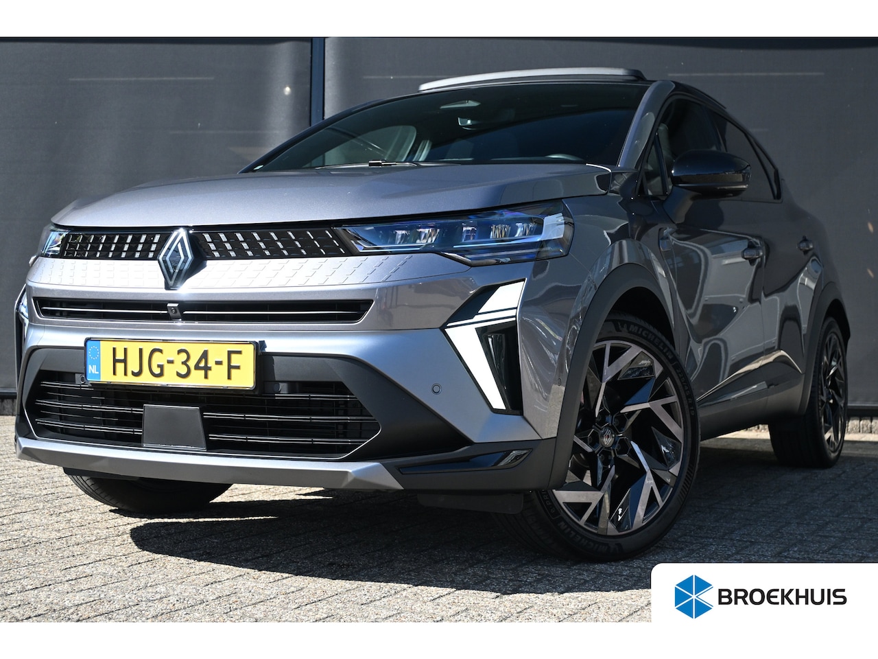 Renault Captur - 1.6 E-Tech full hybrid 145 esprit Alpine | Schuif-/Kanteldak | Harman & Kardon | Stoel/Stu - AutoWereld.nl