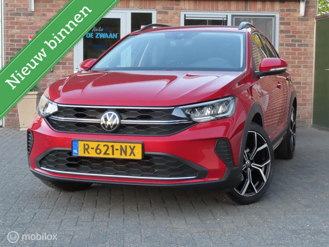 Volkswagen Taigo - 1.0 TSI Life Business|18 inch|Parkeersensor V/A|Climatronic|Carplay. - AutoWereld.nl