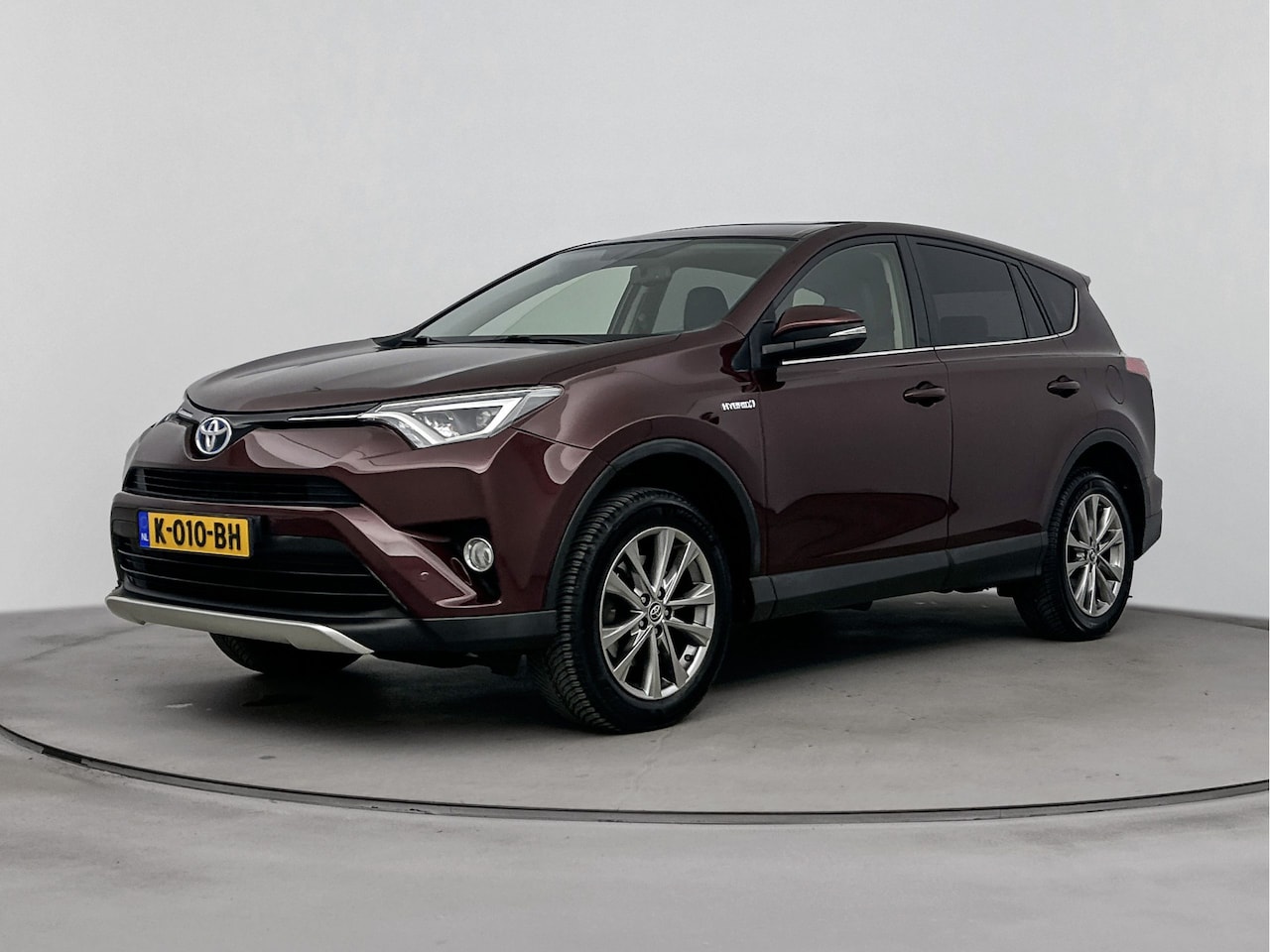 Toyota RAV4 - 2.5 Hybrid AWD Executive Business | lederen bekleding | AWD | bluetooth | - AutoWereld.nl