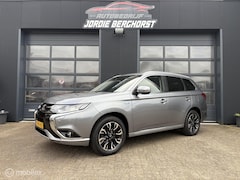 Mitsubishi Outlander - 2.0 PHEV Pure