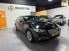 BMW 5-serie - 520i Sedan Modern Navigatie vol leder NL Auto NAP Nieuw Staat