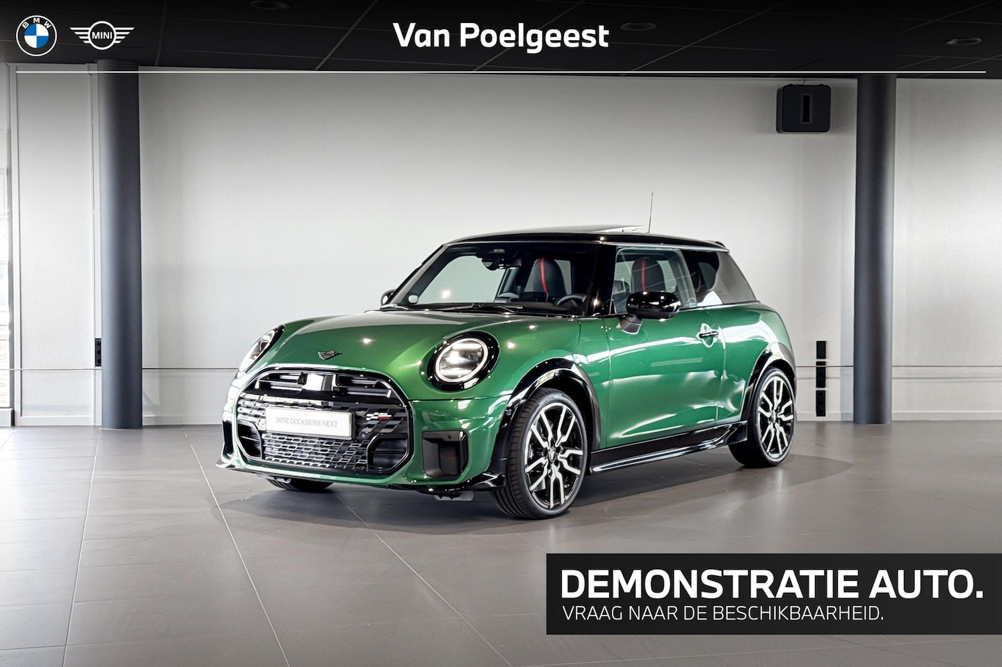 MINI Cooper S - 3-deurs 2.0 Favoured M | Glazen Panoramadak | Harman Kardon | Stoelverwarming | Head-Up Di - AutoWereld.nl
