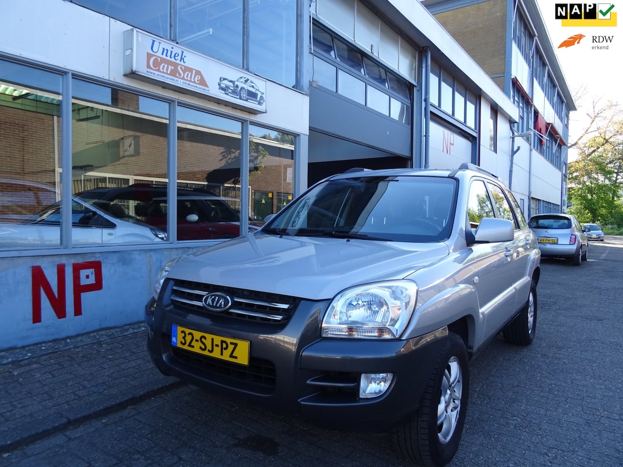 Kia Sportage - 2.0 CVVT Executive 2.0 CVVT Executive - AutoWereld.nl