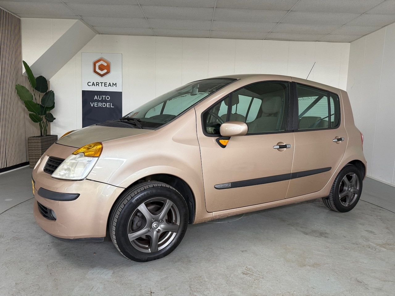 Renault Modus - 1.4-16V Privilège Luxe 1.4-16V Privilège Luxe Airco, LMV - AutoWereld.nl