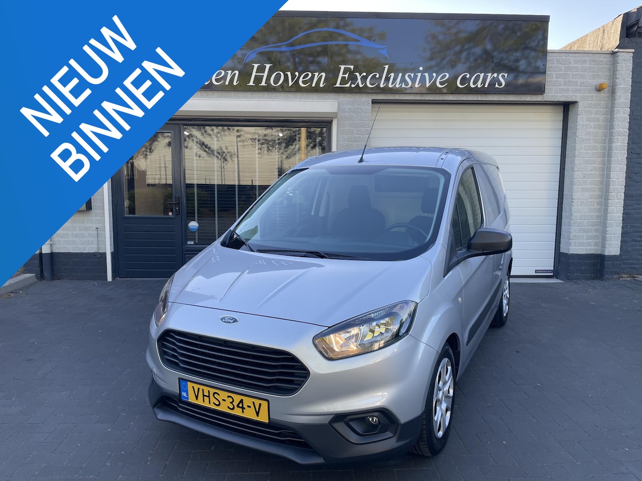 Ford Transit Courier - 1.0 Trend EcoBoost S&S Nieuwstaat. - AutoWereld.nl