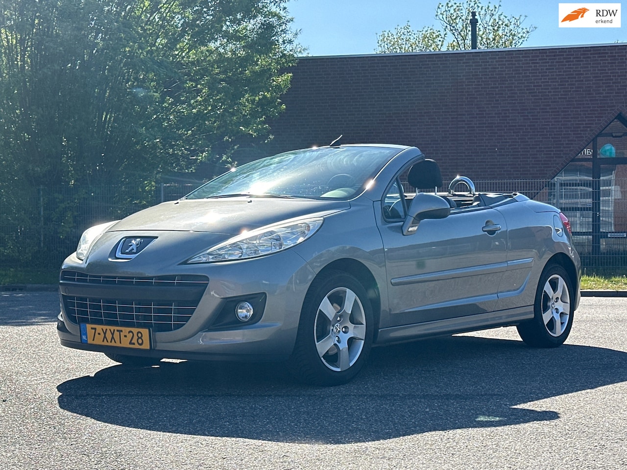 Peugeot 207 CC - 1.6 VTi Cruise*Airco*LM velgen*Nieuwe APK*Nette auto* - AutoWereld.nl