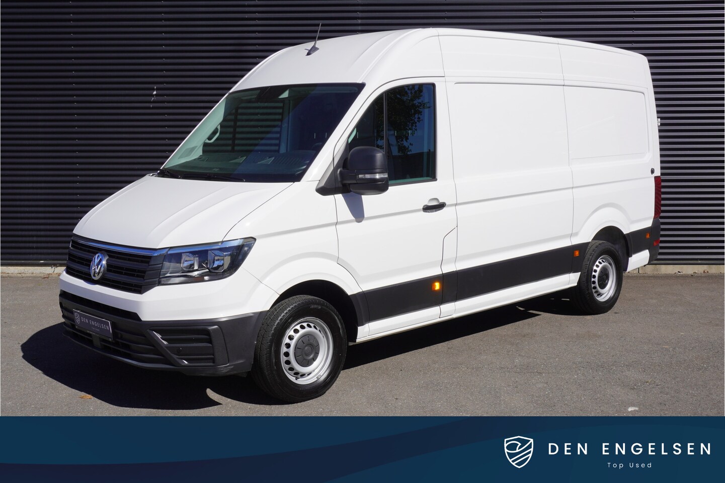 Volkswagen Crafter - 180pk Automaat L3H3/L2H2 Apple Carplay Camera Trekhaak Parkeersensoren Airco Cruise contro - AutoWereld.nl
