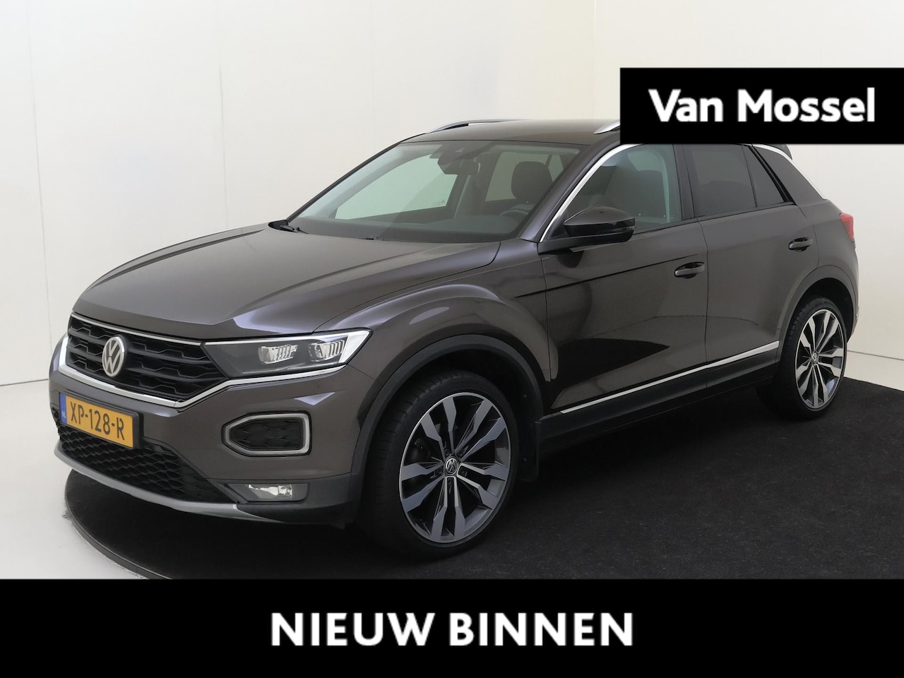 Volkswagen T-Roc - 1.0 TSI Sport | Executive-pakket | Spiegel-pakket | airco automatisch | | cruise control a - AutoWereld.nl