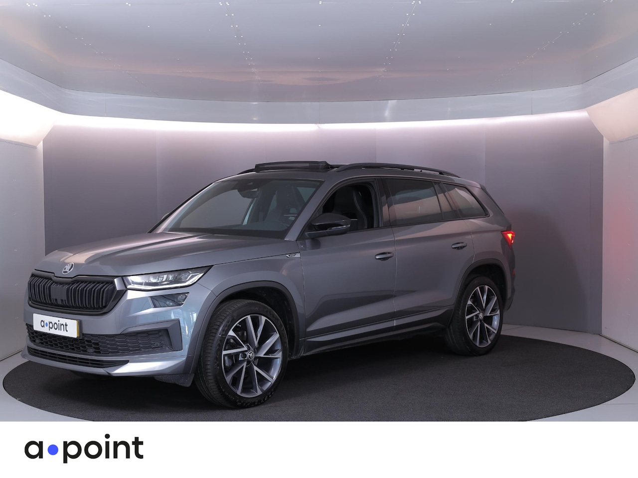 Skoda Kodiaq - 1.5 TSI Sportline Business 150PK | Panorama dak | Trekhaak | Memory | Climate control | - AutoWereld.nl