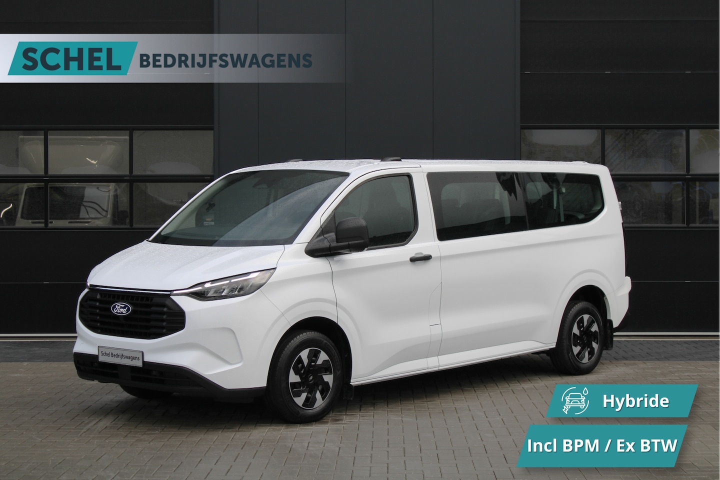 Ford Transit Custom - 340 2.5 PHEV L2H1 Kombi Trend 9 zits - Trekhaak - LED - Stoel-stuurverwarming - Rijklaar - AutoWereld.nl