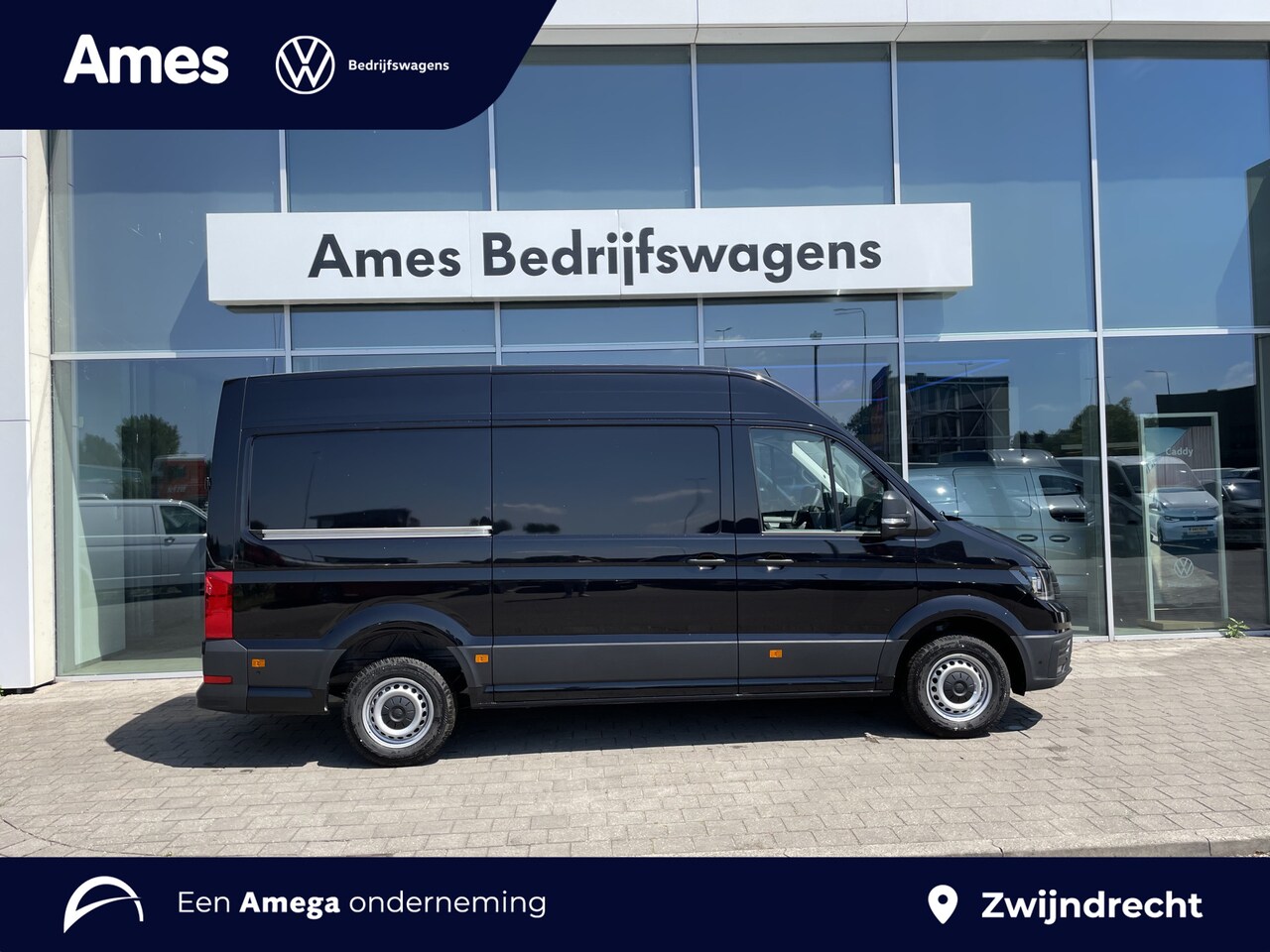 Volkswagen Crafter - 35 2.0 TDI L3H3 Trendline 140pk Hand | Trekhaak met opstap | App connect - AutoWereld.nl