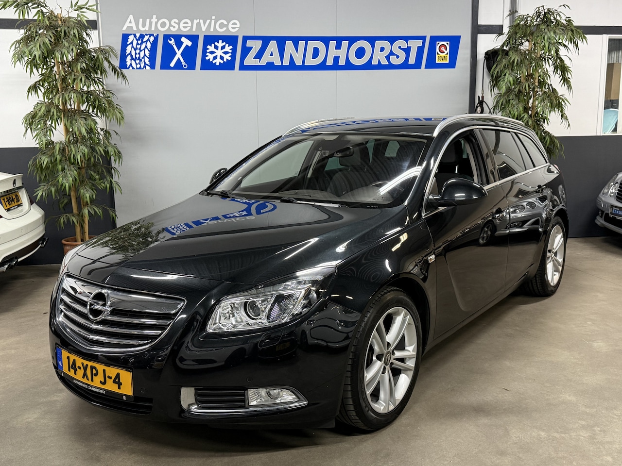 Opel Insignia Sports Tourer - 1.4 Turbo EcoFLEX Cosmo // Stoelverw. // Trekhaak - AutoWereld.nl