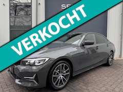 BMW 3-serie - 330i Executive Edition M Aut. Leder/Head Up/LED/Car Play/Climate/Cruise/18 Inch/Camera/Key