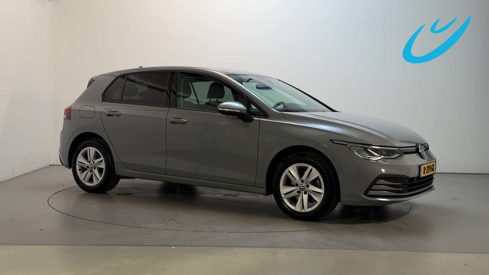 Volkswagen Golf - 1.0 TSI 110pk Life Alcantara Sfeerverlichting Camera Virtual Cockpit - AutoWereld.nl