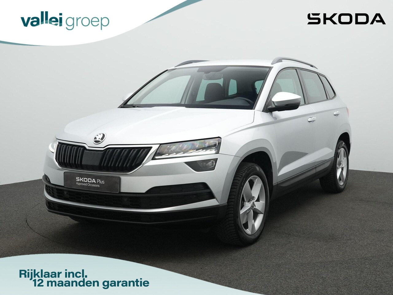 Skoda Karoq - 1.5 TSI 150 pk DSG ACT Ambition Business | Trekhaak | Adaptive Cruise | Navigatie | Parkee - AutoWereld.nl