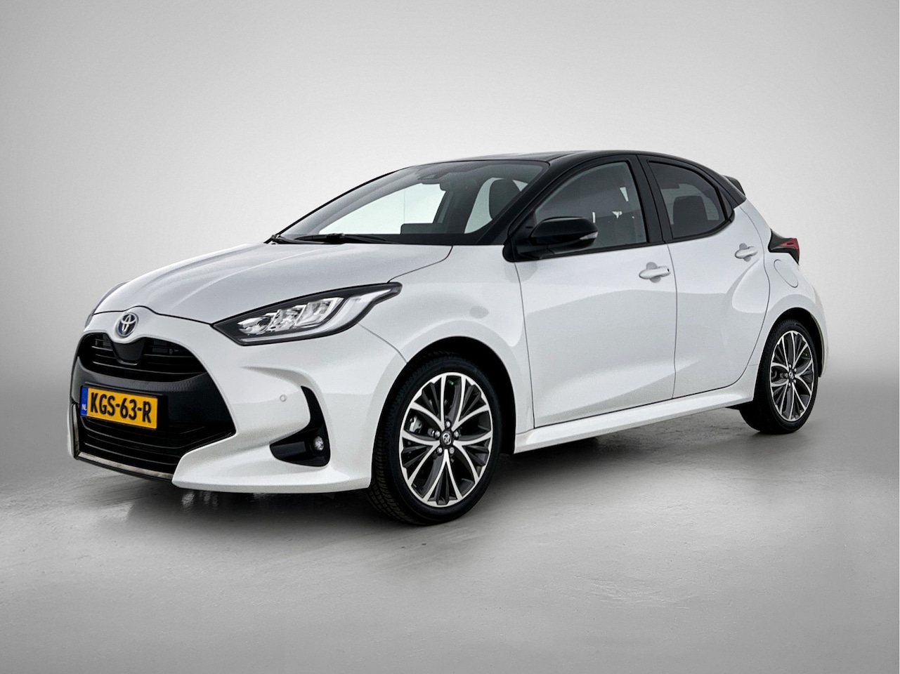 Toyota Yaris - 1.5 Hybrid Executive | Dode Hoek Detectie | Stoel en Stuur Verwarming - AutoWereld.nl