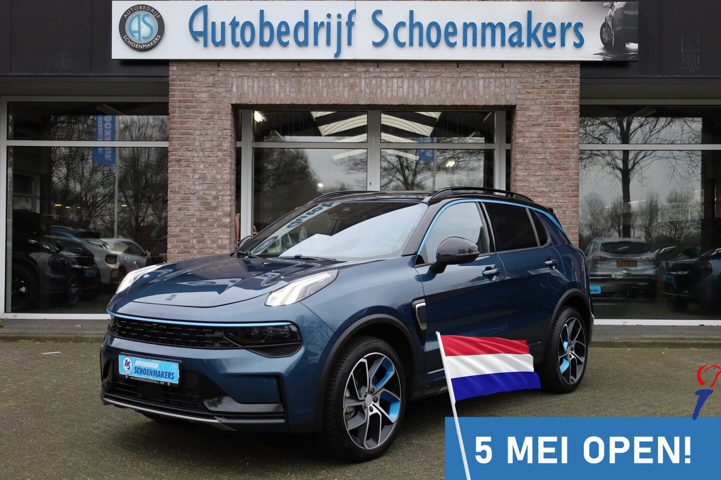 Lynk & Co 01 - 1.5 MY23! ZWARTE-HEMEL ROLHOES MY23 360-CAMERA PANO/SCHUIF INFINITY DAB NAVI CARPLAY STOEL - AutoWereld.nl