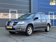 Mitsubishi Outlander Sport - 2.0 Invite+ | Airco |
