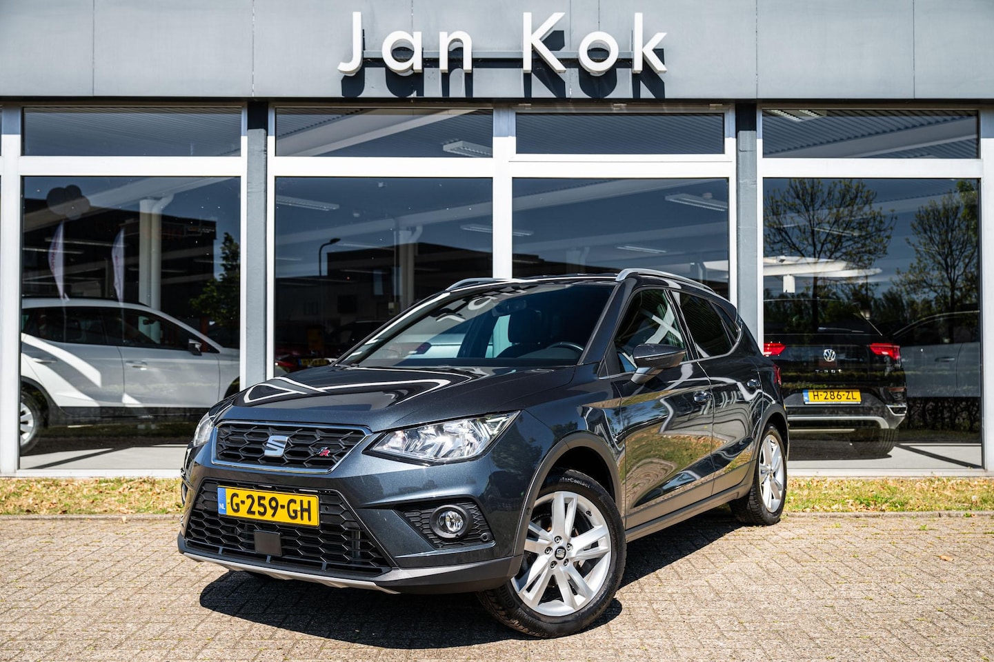 SEAT Arona - 1.0 TSi 115 pk FR Business Intense | Adapt. Cruise Control | Keyless | Camera - AutoWereld.nl