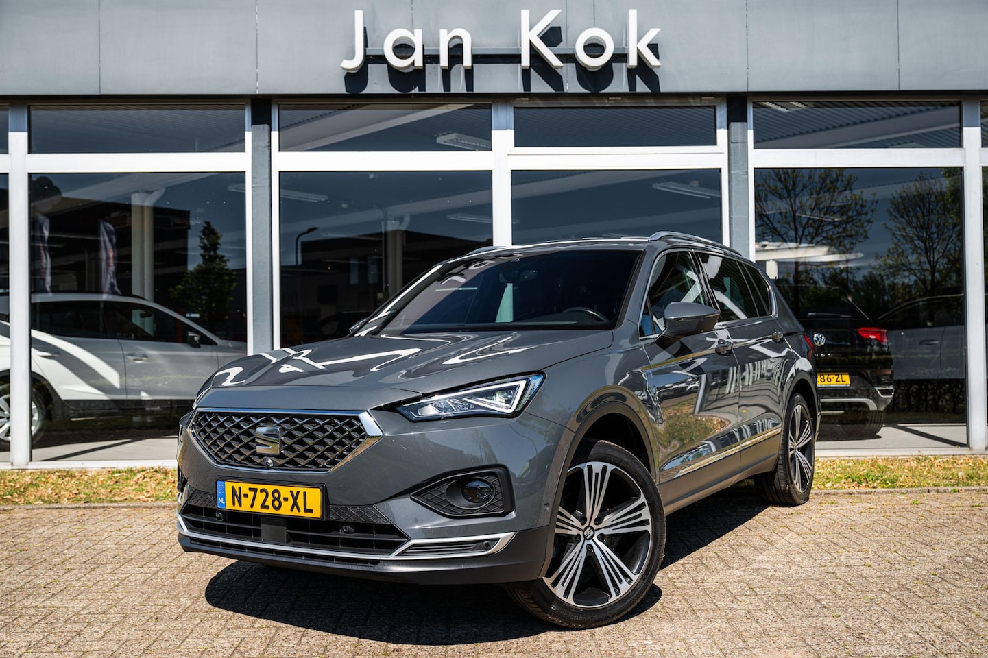 SEAT Tarraco - 1.5 TSi 150 pk DSG-7 Xcellence Business Intense | 360° Camera | Panoramadak | Elektr. Trek - AutoWereld.nl
