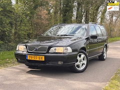 Volvo V70 - 2.4 Europa | LPG + Cruise control Nu € 1.950,