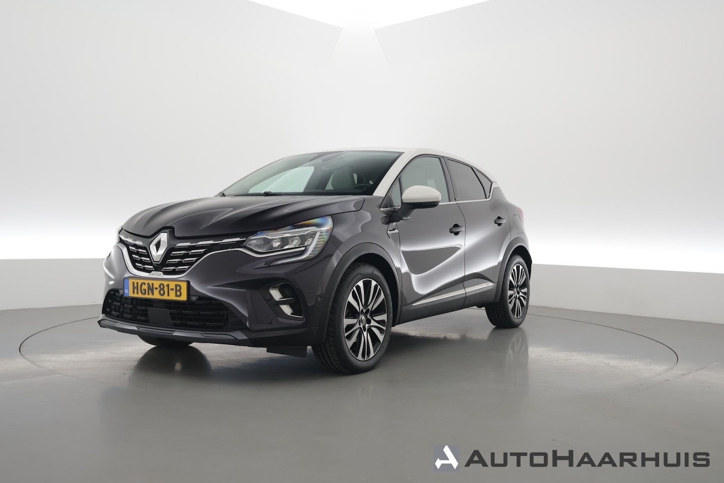 Renault Captur - 1.6 E-Tech Plug-in Hybrid 160 Initiale Paris | SOH 89.1% | Cruise Contr. | Bose Audio | Tr - AutoWereld.nl