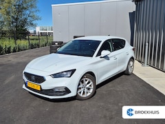SEAT Leon - 1.0 eTSI Style Business Intense 110PK DSG/AUTO | Achteruitrijcamera | NAvigatie | Cruise c