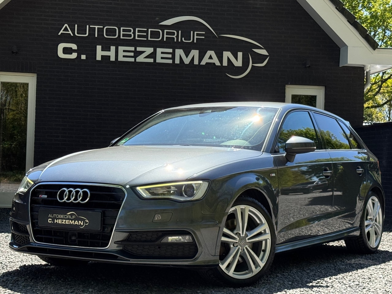 Audi A3 Sportback - 1.8 TFSI 180-PK 3X S LINE DAYTONA AUTOMAAT ADAP CRUISE NAVIGATIE LED - AutoWereld.nl