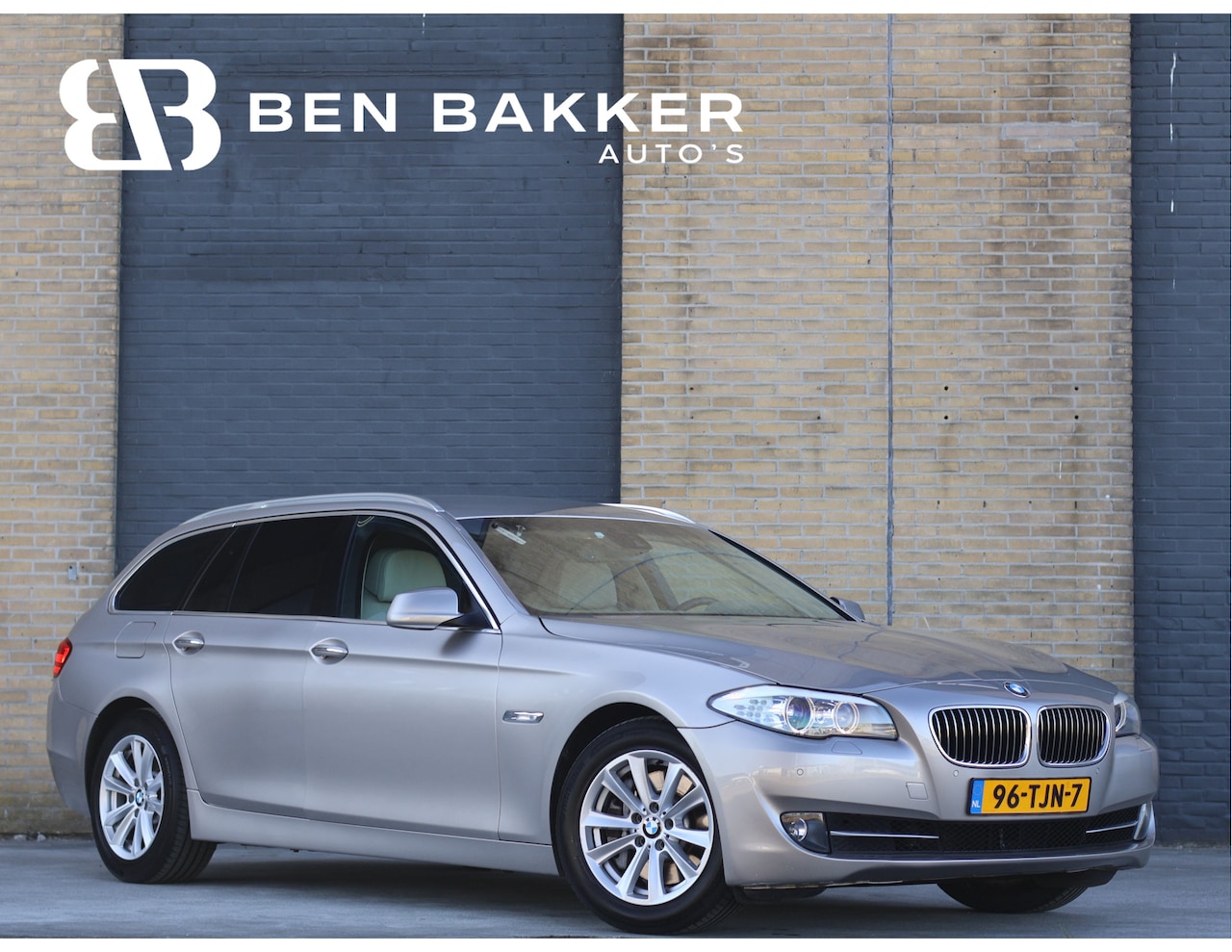 BMW 5-serie Touring - 530d High Executive Automaat Comfortstoelen | Navi Pro | Haak |  Xenon | - AutoWereld.nl