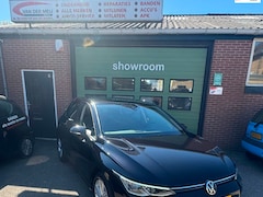 Volkswagen Golf - 1.0 eTSI Life AUTOMAAT HYBRIDE