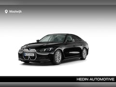 BMW i4 - eDrive40 Pure Edition 84 kWh Direct beschikbaar | Fiscaal 59.892 euro