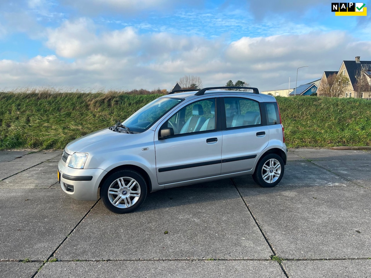 Fiat Panda - 1.2 Climatronic PDC APK 04-2027 - AutoWereld.nl