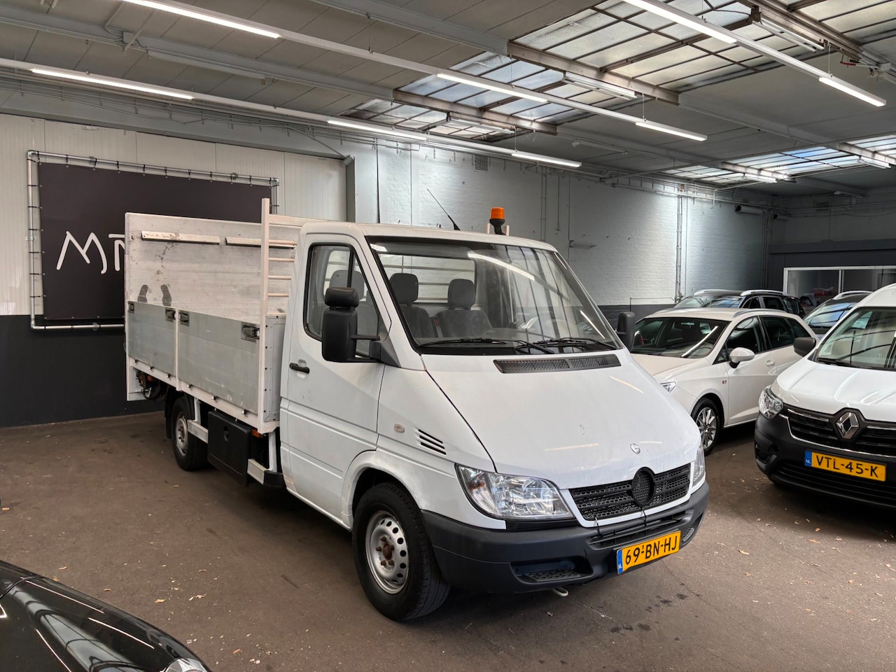Mercedes-Benz Sprinter - 308 CDI 2.2 Airco openlaadbak met laadklep - AutoWereld.nl