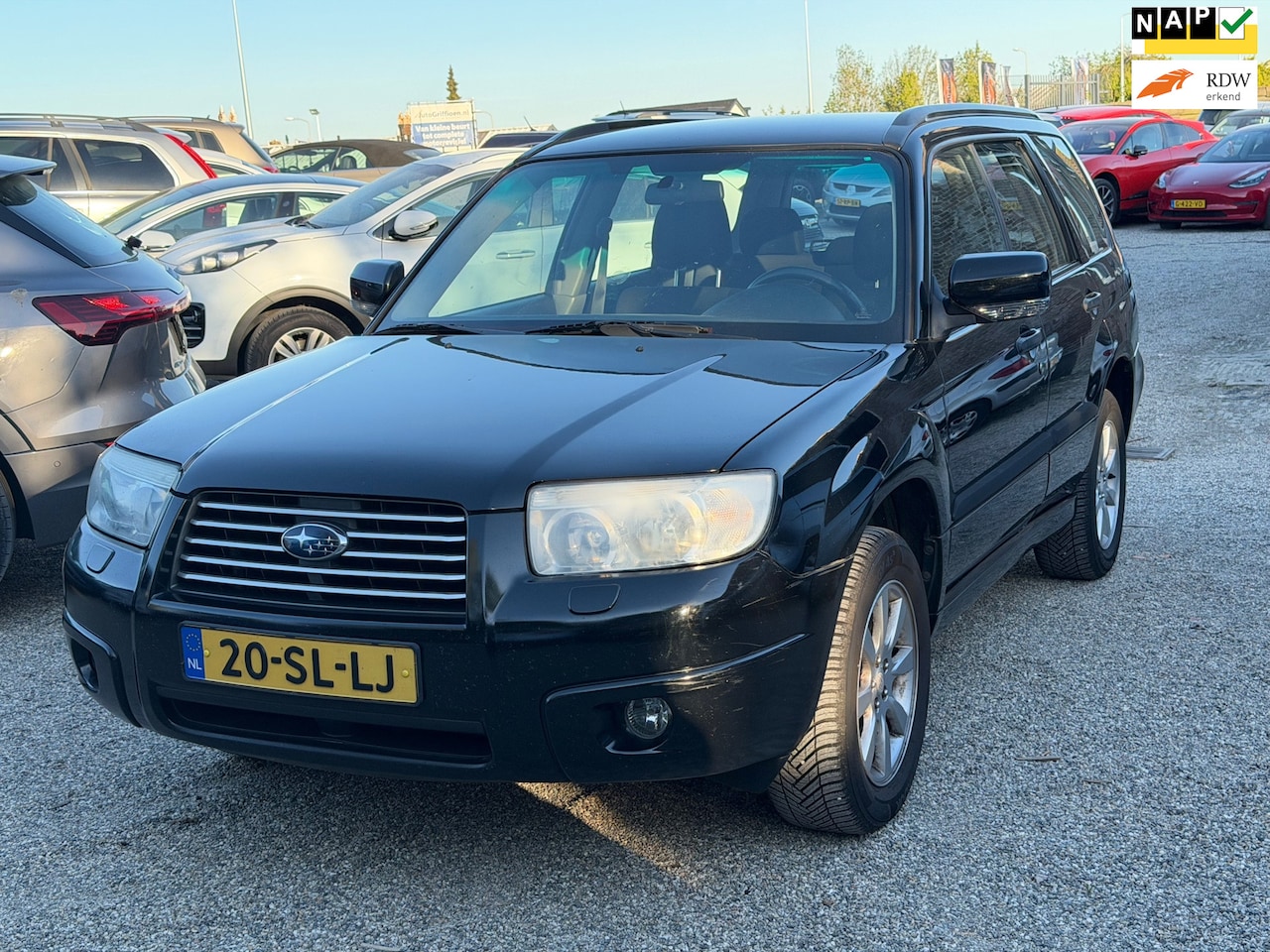 Subaru Forester - 2.0 X Comfort Pack Nieuwe Distributie en Banden Clima Cruise 4WD Nette Auto - AutoWereld.nl
