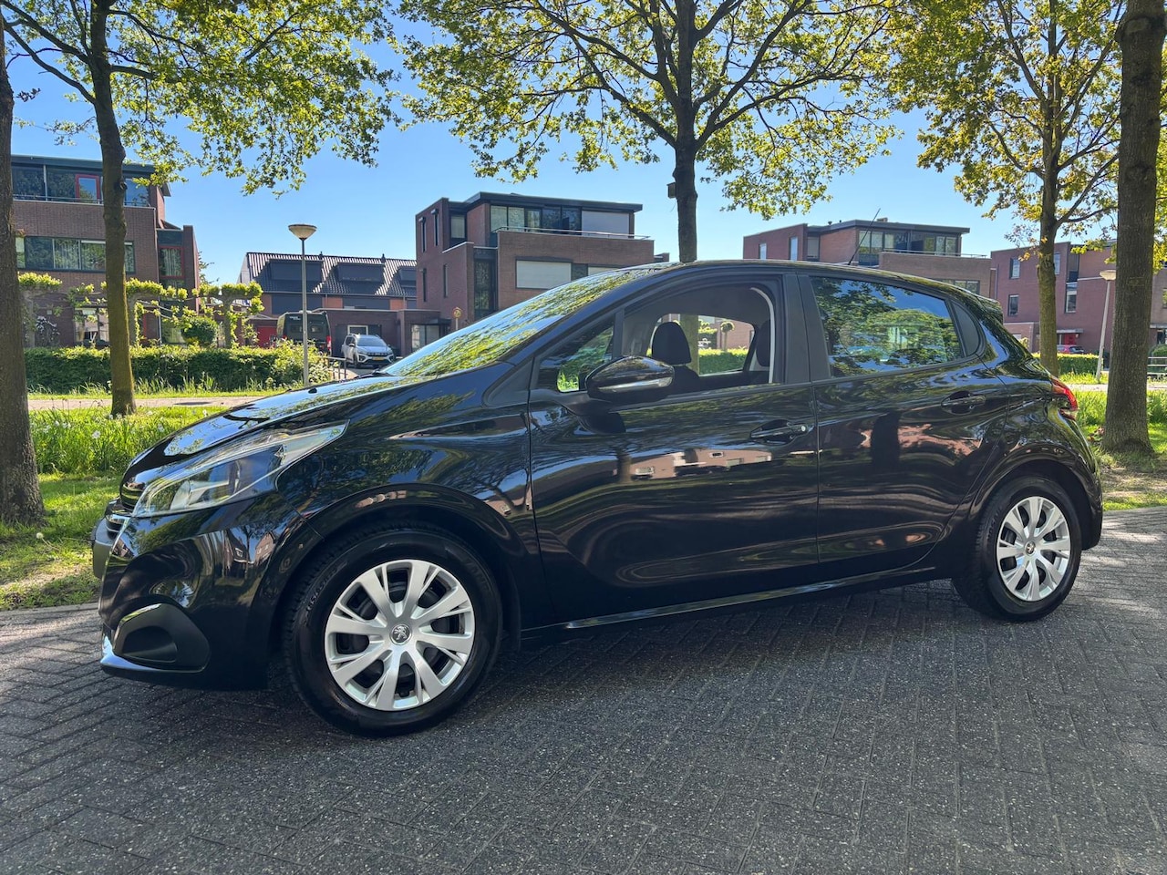 Peugeot 208 - 1.2 PureTech Blue Lease 1.2 PureTech Blue Lease - AutoWereld.nl