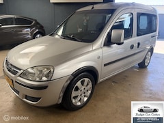 Opel Tour - 1.4-16V Essentia 5 persoons