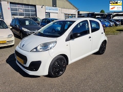 Peugeot 107 - 1.0 Urban Light Accent 5-Drs Airco Bj:2013 NAP