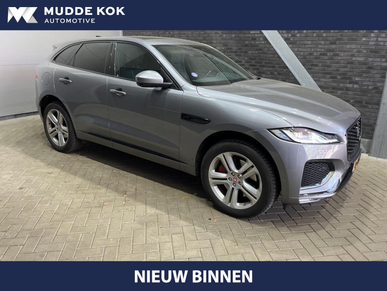 Jaguar F-Pace - P400e PHEV SE | Panoramadak | 360° Camera | Trekhaak | Meridian Sound - AutoWereld.nl